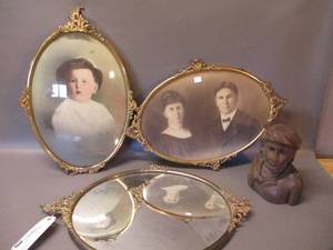 lot 91 image: Collectibles