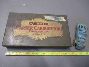 lot 105 image: Collectibles