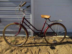 lot 114 image: Bike