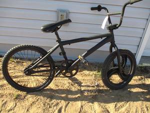 lot 126 image: Freestyle Bike