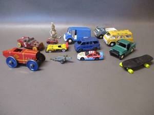lot 138 image: Toys