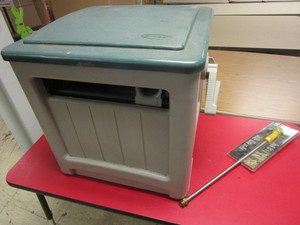 lot 402 image: SUNCAST HIDEAWAY HOSE REEL, CRAFTSMAN PRESSURE WASHER ADJUSTABLE SPRAY WAND - NEW
