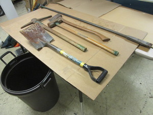 lot 416 image: SHOVEL, PICK AXE, AXE, IRON POLE