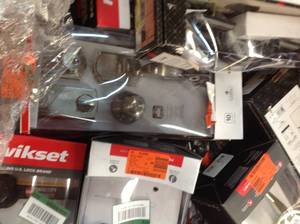 Gaylord Full of Door Hardware assorted styles and conditions, some in like new condition some missing pcs review pictures