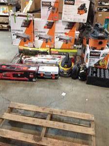 PALLET WITH RIGID OUTDOOR TOOLS