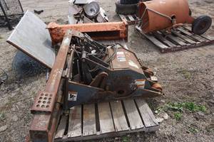lot 20 image: Universal Mount Bobcat Skid Loader Skid Steer Asphalt PlanerGrinder