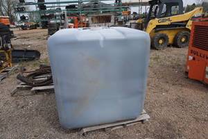 lot 24 image: 300 Gallon Liquid Storage Tank