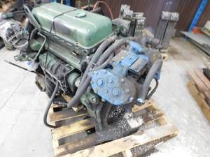 lot 20 image: Detroit 453 Diesel Engine - For Parts