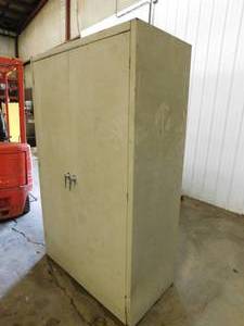 lot 22 image: Storage Cabinet - 48 x 78 x 24
