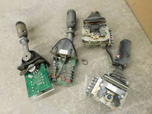 lot 44 image: Misc. Lot of Aerial Lift Controls