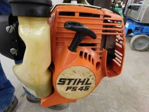 lot 57 image: Stihl FS 45 Weed Trimmer