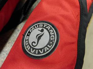 lot 66 image: 2 - Mustang Survival Life Jackets