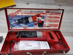 lot 71 image: Heavy Duty Milwaukee Super Sawzall