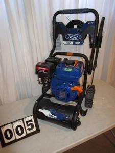 lot 5 image: Ford Pressure Washer - 2700 PSI