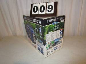 lot 9 image: Ford 2500 Watt Portable Generator