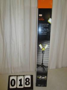 lot 18 image: Eco Streams LED Portable Work Light