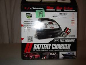 lot 19 image: Schumacher Battery Charger