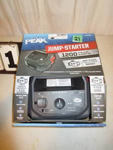 lot 21 image: Peak Jump Starter