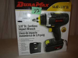 lot 22 image: DuraMax 38 Cordless Impact Driver