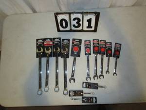lot 31 image: Powerbuilt Wrench Assortment - Metric