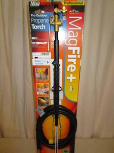 lot 40 image: Mag Torch Pro Outdoor Propane Torch