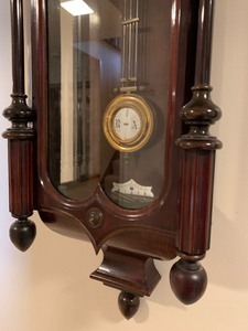 lot 20 image: Vienna Regulator with Key