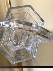lot 29 image: Signed Heisey Glass Basket