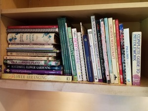 lot 80 image: Lot of sewing notions and books