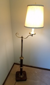 lot 88 image: Floor lamp- 35 tall