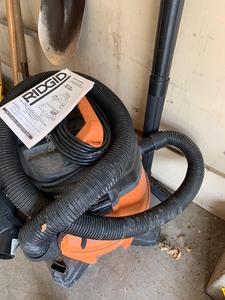 lot 160 image: Rigid Shop Vac