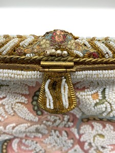 lot 171 image: Vintage Beaded Purse- Bags by Josef