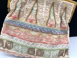 lot 174 image: 1920s Vintage Beaded Longchamp Purse- France