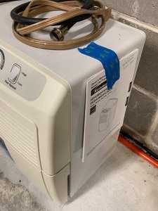 lot 196 image: Dehumidifier -Kenmore