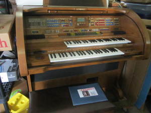 Lowry Legacy Organ