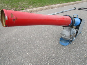 lot 122 image: PROPANE GOOSE CANNON