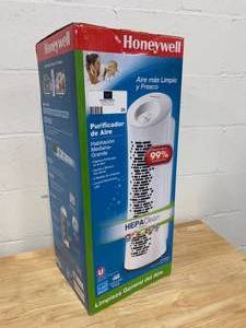 lot 26 image: HONEYWELL HEPA Clean Tower Air Purifier