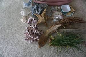 lot 74 image: Large Lot of TropicalBeach Theme DeskTable Top Display Ornaments