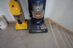 lot 100 image: Bissell & Eureka Vacuum Cleaners