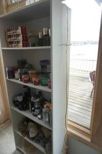 lot 35 image: White Wood Finished Storage Shelf