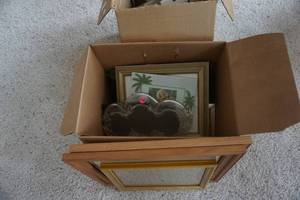 lot 109 image: Lot of Assorted Picture Frames