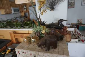 lot 75 image: Large Lot of Wild Life Duck Decoy, and Wall Decor OrnamentsFigurines