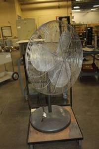 lot 1375 image: Shop Fan 34in.