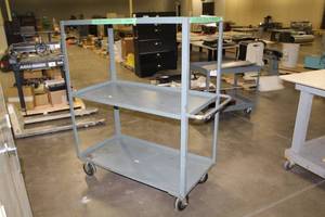 lot 1470 image: Rolling Metal Cart 3-Tier