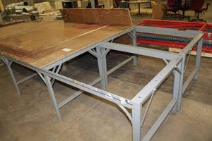lot 1365 image: Metal Shop Table with Pressed Wood Top
