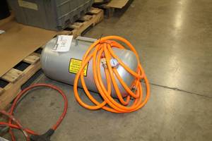 lot 1411 image: Central Pneumatic 7-Gallon Aluminum Portable Air Tank