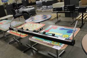 lot 1423 image: Track Lighting 7ft.