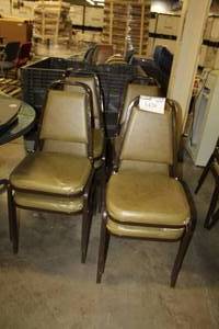 lot 1426 image: Lot of (8) Padded Conference Chairs