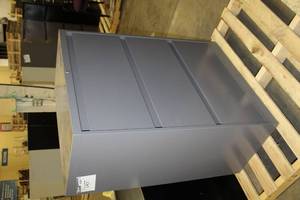 lot 1437 image: Metal Lateral File Cabinet 3-Drawer