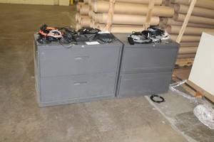 lot 1517 image: Lot of (2) Metal Lateral File Cabinet 2-Drawer