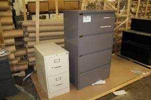 lot 1516 image: Lot of (2) Metal Lateral File Cabinet 4-Drawer, Hon Metal File Cabinet 2-Drawer